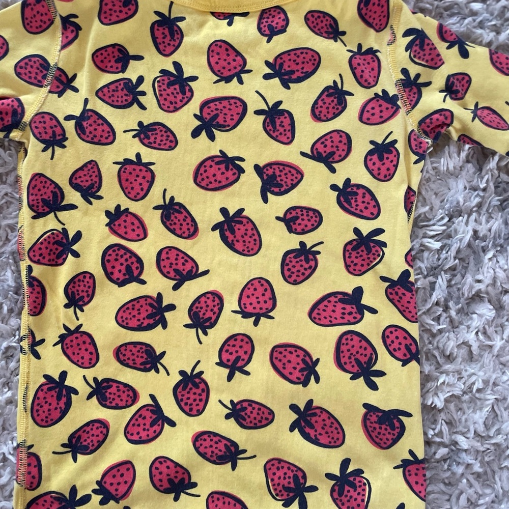 Hanna Andersson Pajama Top Strawberries Sz 12 - Picture 7 of 7
